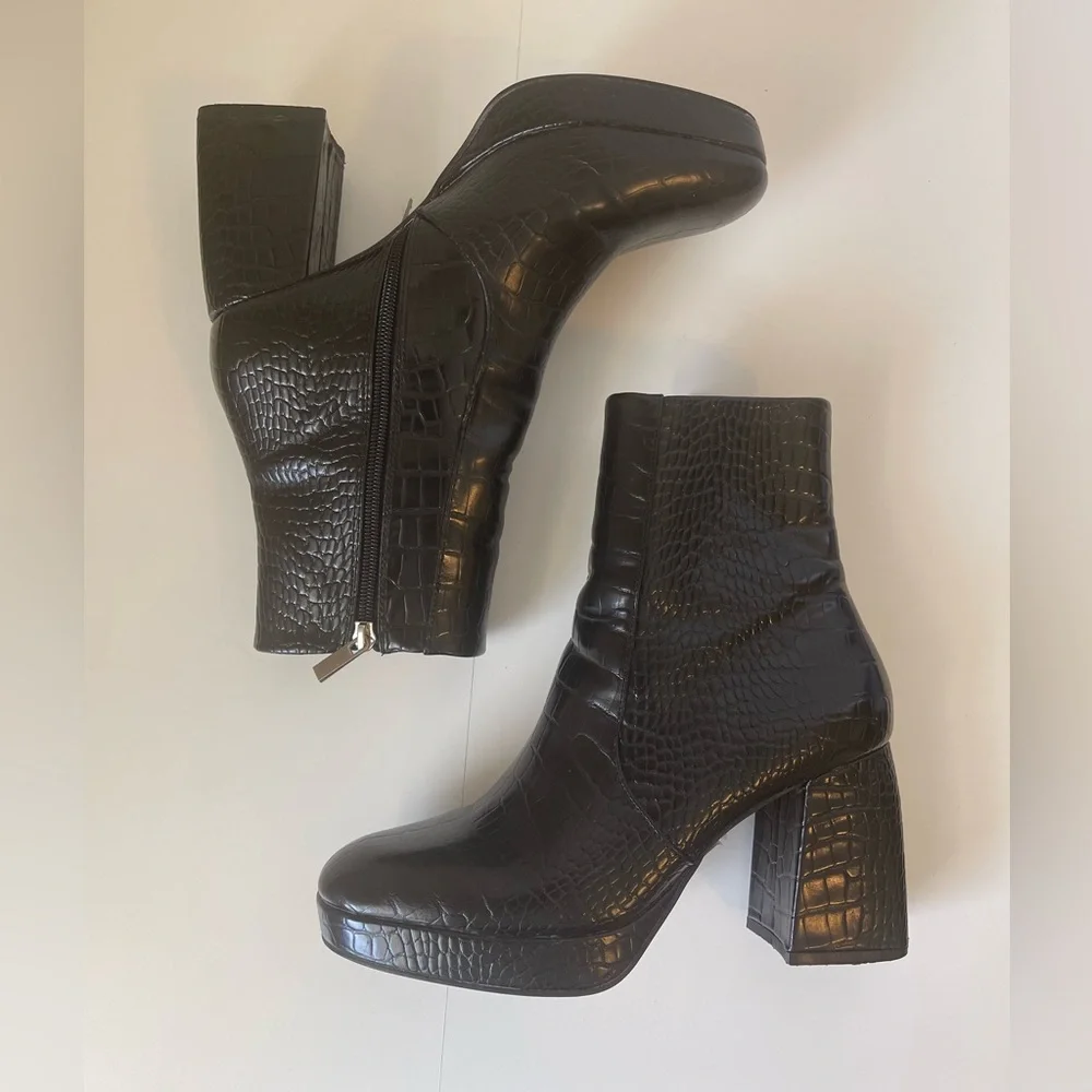ASOS Faux Leather Black Croc Platform Heeled Ankle Boots 40